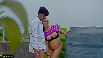 Bercinta Liar di Atap, Jangan Sembur di Dalam!