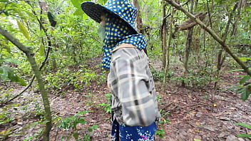 Warga Desa Thailand Amatir Bercinta di Hutan Publik 4K 18