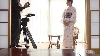 Kedatangan Prajurit Wanita: Mengapa Kau Datang ke Jepang, Sayang?