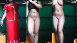 Gadis telanjang dari Assam merekam aksi striptis panasnya dalam video MMS