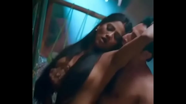 Gadis India yang memuaskan nafsu pacarnya