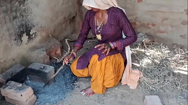 Desi bhabhi dalam salwar suit ketat digoyang habis-habisan, anal seks paling hot