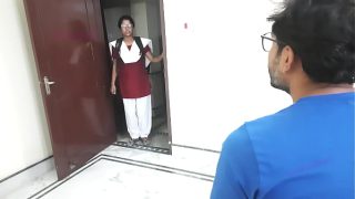Gadis Bengali India yang Polos Digituin Sama Orang Tak Dikenal – Cerita Mesum Hindi