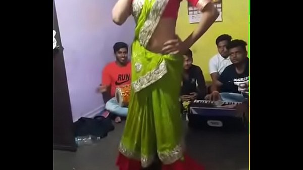 Desi bhabhi yang menggoda dan penuh gairah