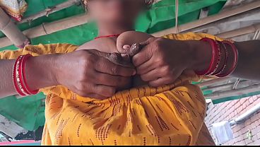 Istri Thakur India digoyang nakur hingga mengecap kemaluan kecil sang thakur