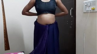 Istri India yang Menggairahkan Digoyang Saat Perayaan Diwali 2019