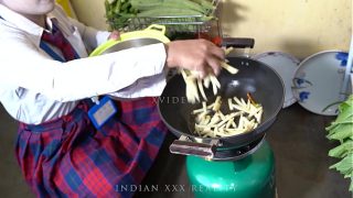 Garam Chudai Ka Maza: Apni Step Behen Ko Chodkar Banaya Randi