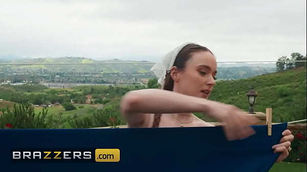 Hidup Istri Tradisional Hazel Moore / Brazzers / Masukkan Kode XVPROMO di Situs Resmi untuk Diskon
