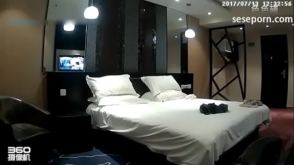 Ngentot Cewek Tionghoa Seksi di Kamar Hotel (Rekaman Kamera)