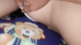 Masseuse Squeezes Her Customer's Milk