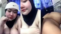 Cewek SMA Jilboobs Sensual Trending di Tiktok