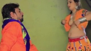 Gadis Rajasthan panas digoyang keras dalam film dewasa