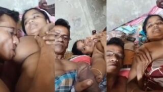 Suami mesum dan istri berpayudara besar merekam adegan panas di desa mereka
