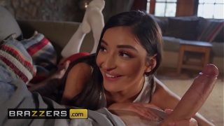 Remaja Haus Ukuran Besar – (Emily Willis, Danny D) – Latihan Bikin Jalang Makin Sempurna – Brazzers