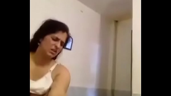 Gadis Seksi dari India