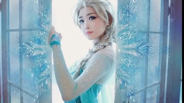 Elsa, Gadis Asia Muda yang Menggoda dengan Sensualitasnya yang Membara