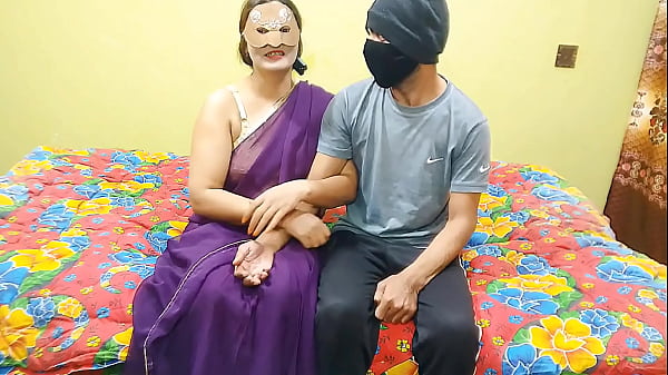 Bhabhi India Mengisahkan Bagaimana Kakak Tiri Menggila dan Melebarkan Memeknya dengan Audio Hindi Jernih Bagian 1
