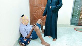 Goyang ibu tiriku sampai teriak keras, adegan panas di rumah