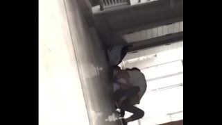 华师走廊激情碰撞，欲火难耐的缠绵之夜