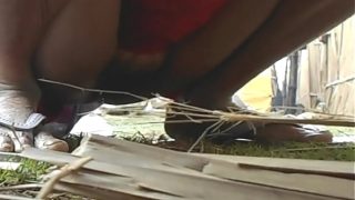 BULU DESI BERKUCUR PANAS
