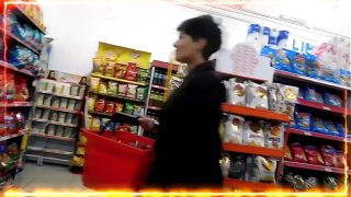 FUI AL MERCADO Y ME TRAJE DOS PORONGAS QUE ME FOLLAN DELICIOSO
