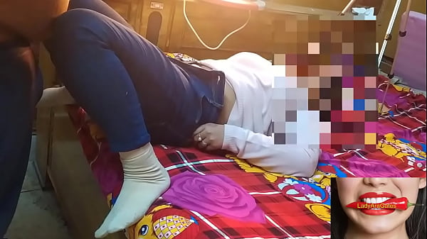 Gadis India panas bikin nafsu membara! Adegan ranjang seru gaya Bollywood