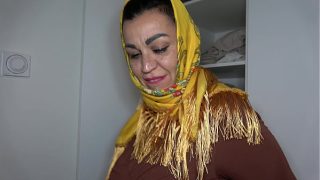Arab Hijabi Stepmom with a Huge Ass Gets Fucked Hard