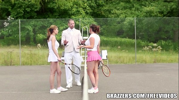 Mengapa Kami Terobsesi dengan Pemain Tenis Wanita: Adegan Panas Abbie Cat