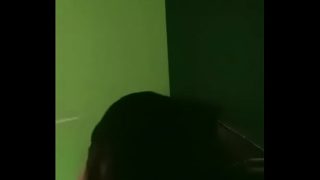 Bibi Desi yang Menggoda Mengisap Batangku Bagian 1