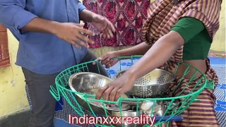 Keluarga Tiri India Paling Hot, Suara Desi Menggoda dan Erotis