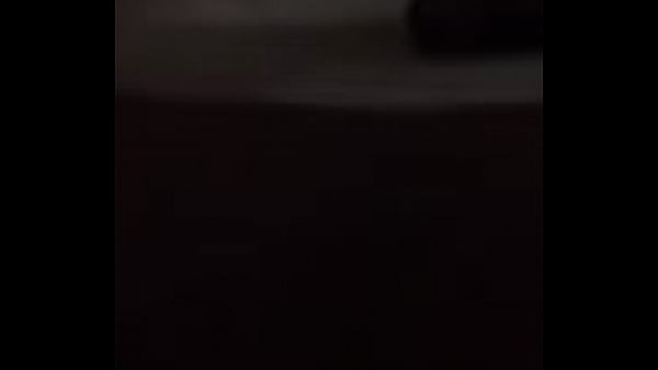 Pijat pantat istri Desi yang menggoda