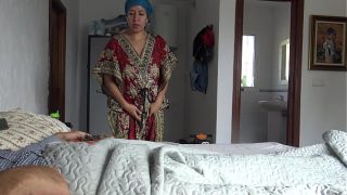 Pelayan hotel Turki terkejut saat tamu menawarkan 25 lira untuk menghisap kontol besarnya