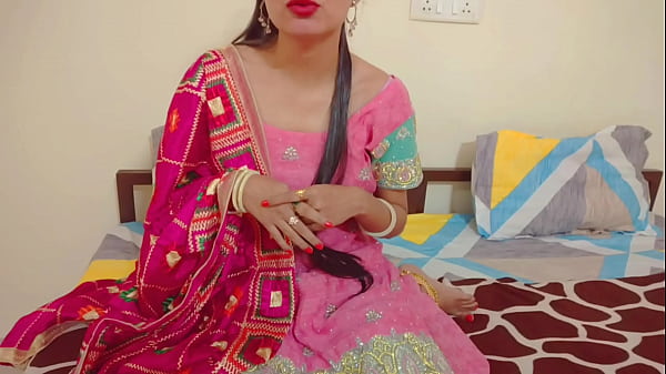 सारा भाभी की गर्म गांड में जोरदार सेक्स का मजा लेते हुए हिंदी ऑडियो