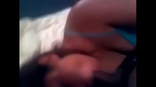 Desi yang haus sperma, dia ingin menelan setiap tetesnya