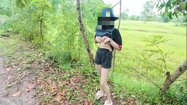 สาวไทยใจกล้าโชว์จุดซ่อนเร้นริมทาง เสียงครวญครางเซ็กซี่สุดเร้าใจ