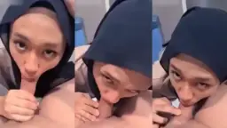Hijab Genit Mengisap Kontol Besar