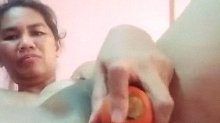 Tongkol wortel India untuk kenikmatan masturbasi yang menggoda