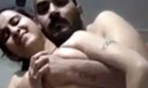Video panas bercinta ala Pakistan dengan adegan foreplay yang menggairahkan
