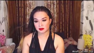 Gadis webcam berambut cokelat yang menggoda dalam obrolan panas