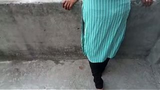 Bhai ne apni desi stepsister ko zor zor se chodkar uski cheekhon se bhar diya pure ghar mein, asli Hindi audio mein
