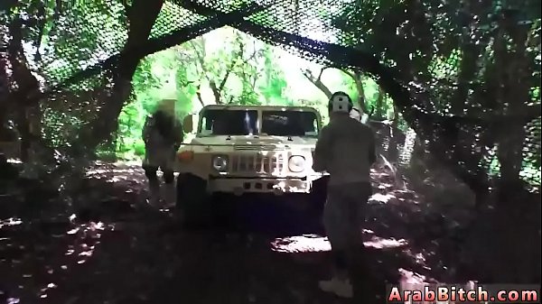 Malam Madu Arab di Ranjang Pengganti yang Menggoda