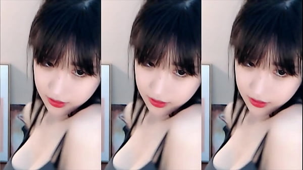 Cô nàng Trung Quốc uốn éo quyến rũ mời gọi cuộc mây mưa nồng cháy