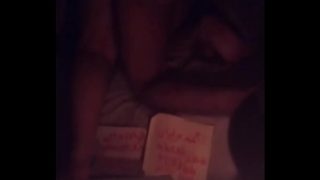 Istri yang haus akan kontol Arab