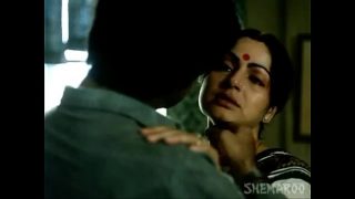 Adegan Mesra Rakhee di Film Paroma – Sensual dan Menggoda (360p)