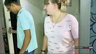 Gadis gemuk amatir Rusia dengan payudara besar menghisap dan bercinta seperti pelacur