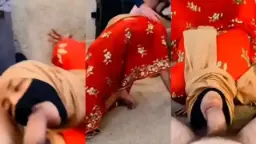 Pembantu Berhijab Menggoyang Majikan dengan Rayuan Mesum