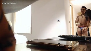 Siskaeee Menggoda Room Boy dengan Aksi Ekshib