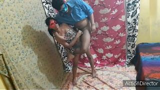 Adik Tiri India yang Menggoda, Bercinta dengan Gairah dalam Bahasa Hindi