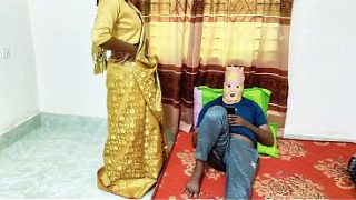 Bidadari Saree Menggoda, Bhabhi Mesra Bercinta dengan Suami