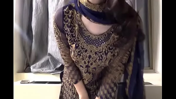 Selfie panas dari gadis India